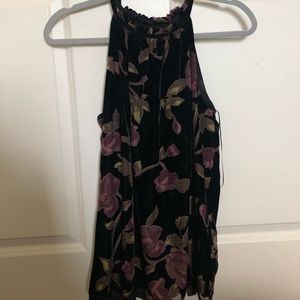 Classy flower tank top